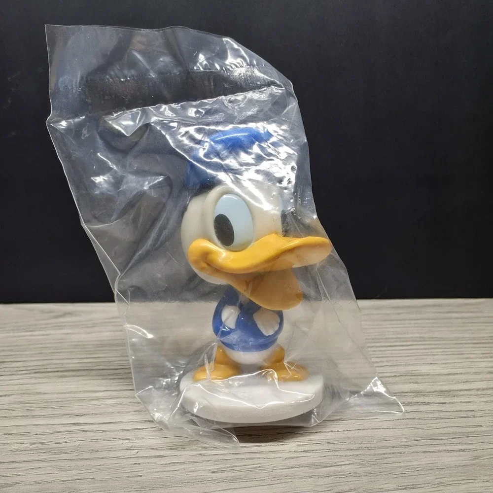 Vintage Disney's Donald Duck Bobblehead By Kellogg's - Great Cake Topper